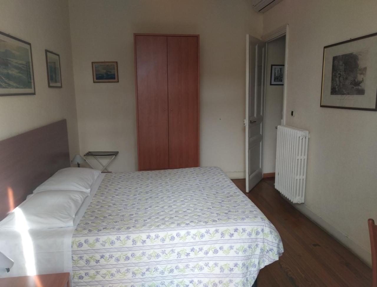 Hotel Lucciola Bordighera Esterno foto