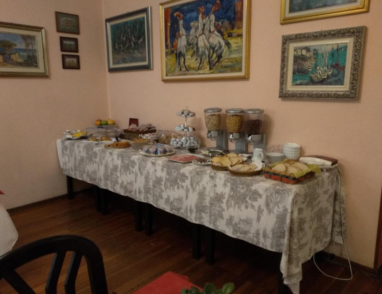 Hotel Lucciola Bordighera Esterno foto