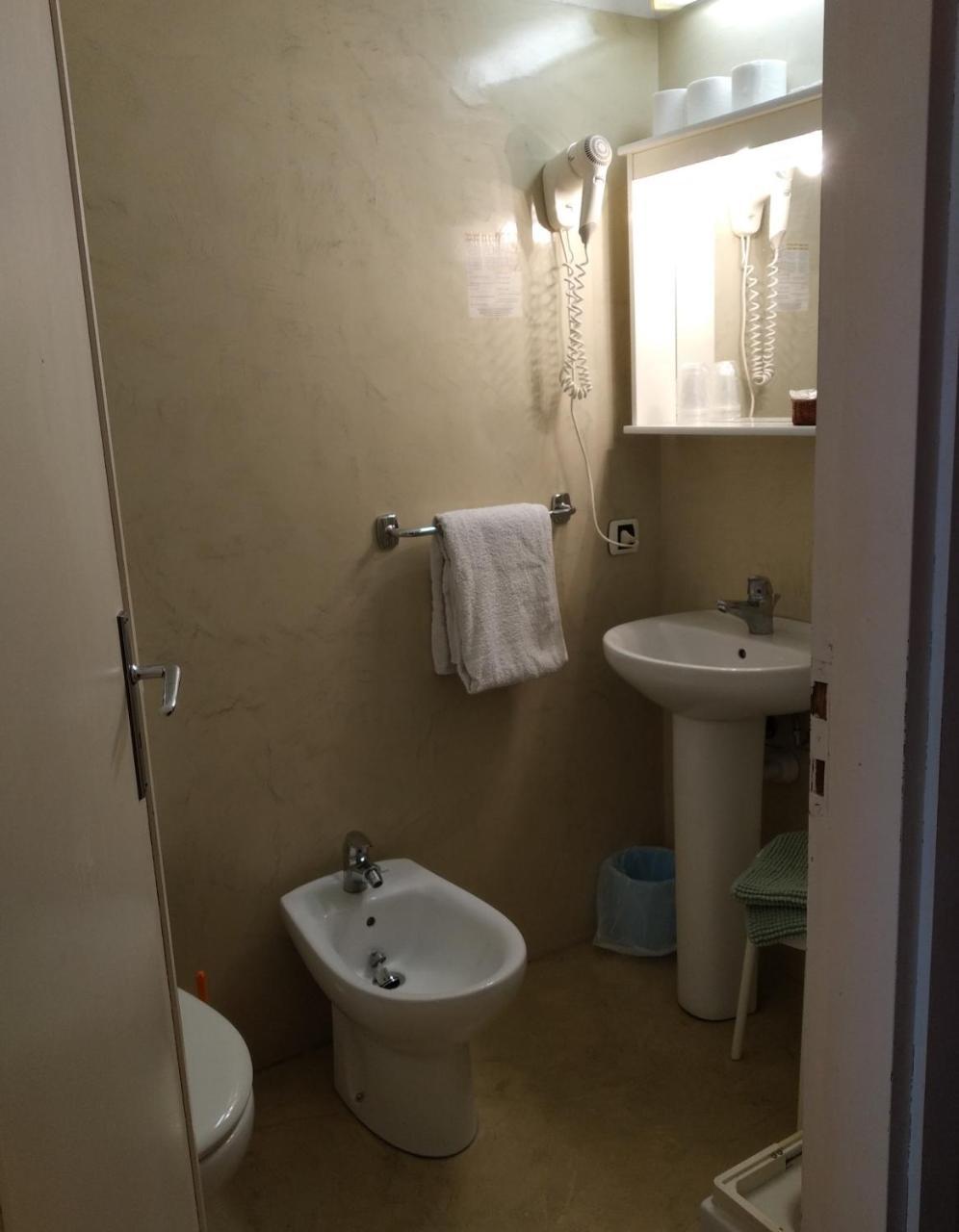 Hotel Lucciola Bordighera Esterno foto