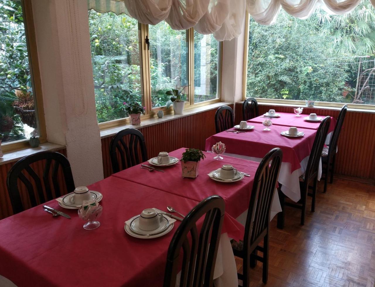 Hotel Lucciola Bordighera Esterno foto