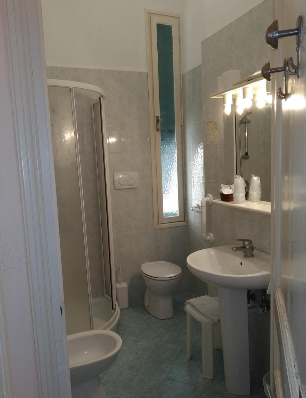 Hotel Lucciola Bordighera Esterno foto