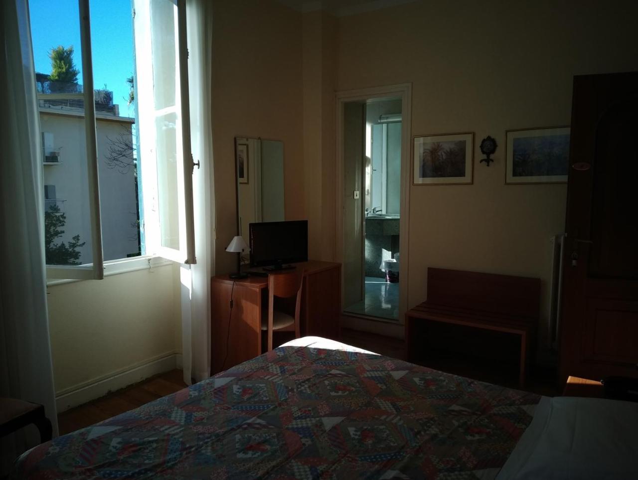 Hotel Lucciola Bordighera Esterno foto
