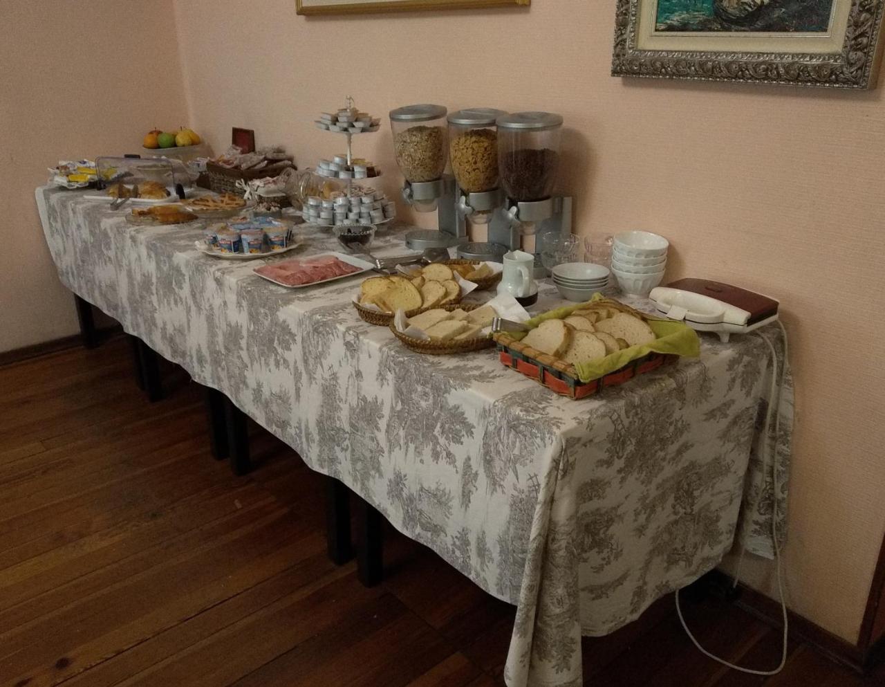 Hotel Lucciola Bordighera Esterno foto